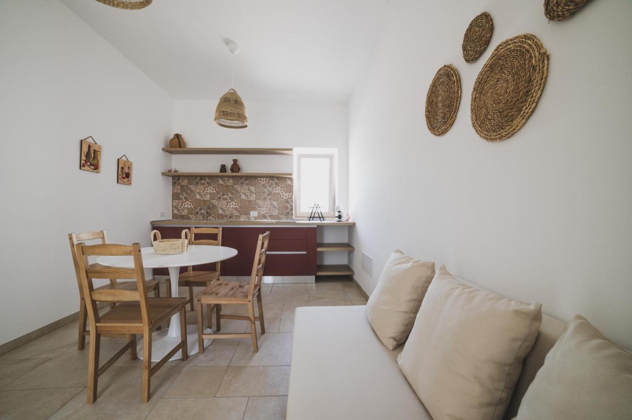Dimorae Cama Guest House Cisternino Ngoại thất bức ảnh